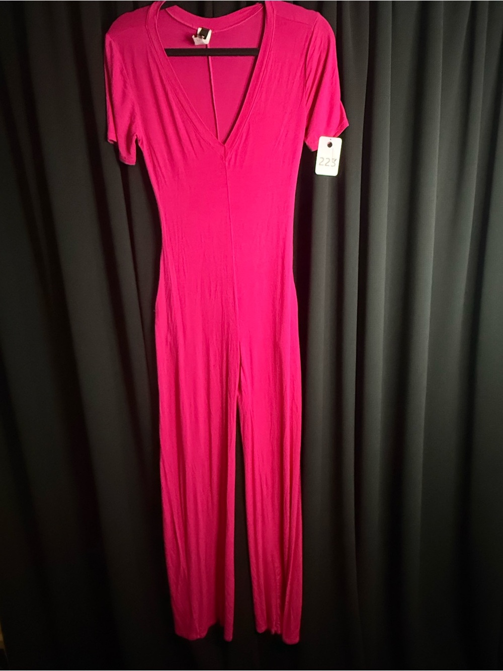 Women's Fuchsia V‑Neck Jumpsuit w/pockets